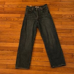 Levi’s Ribcage Straight Ankle Jeans